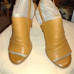 Vince Camuto Tan Leather Sandals